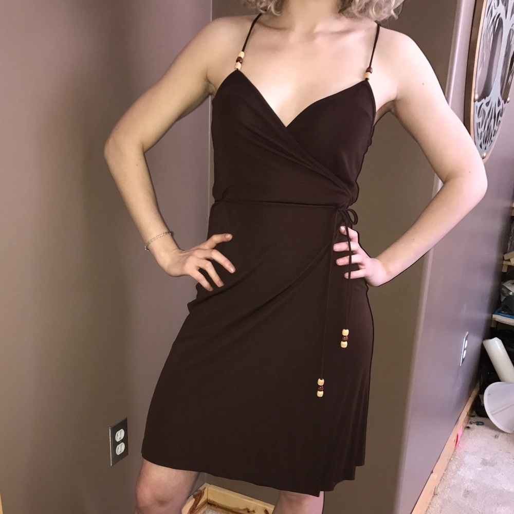 Wrap dress, above the knee with wooden bead detail